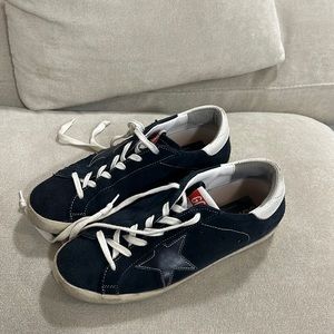Golden Goose Low Top - great condition